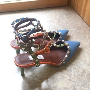 Valentino Studded Pumps!